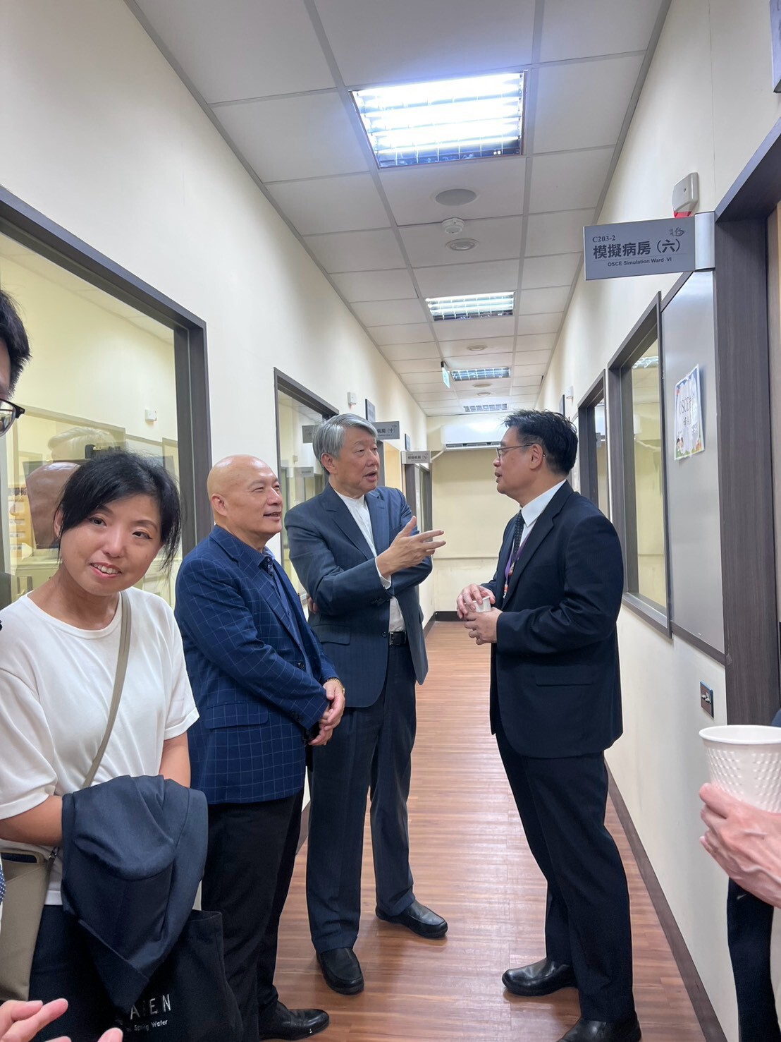 參觀護理系專業教室